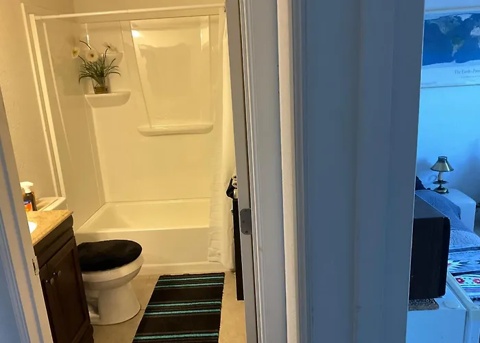 Alternative Desert Apartment *